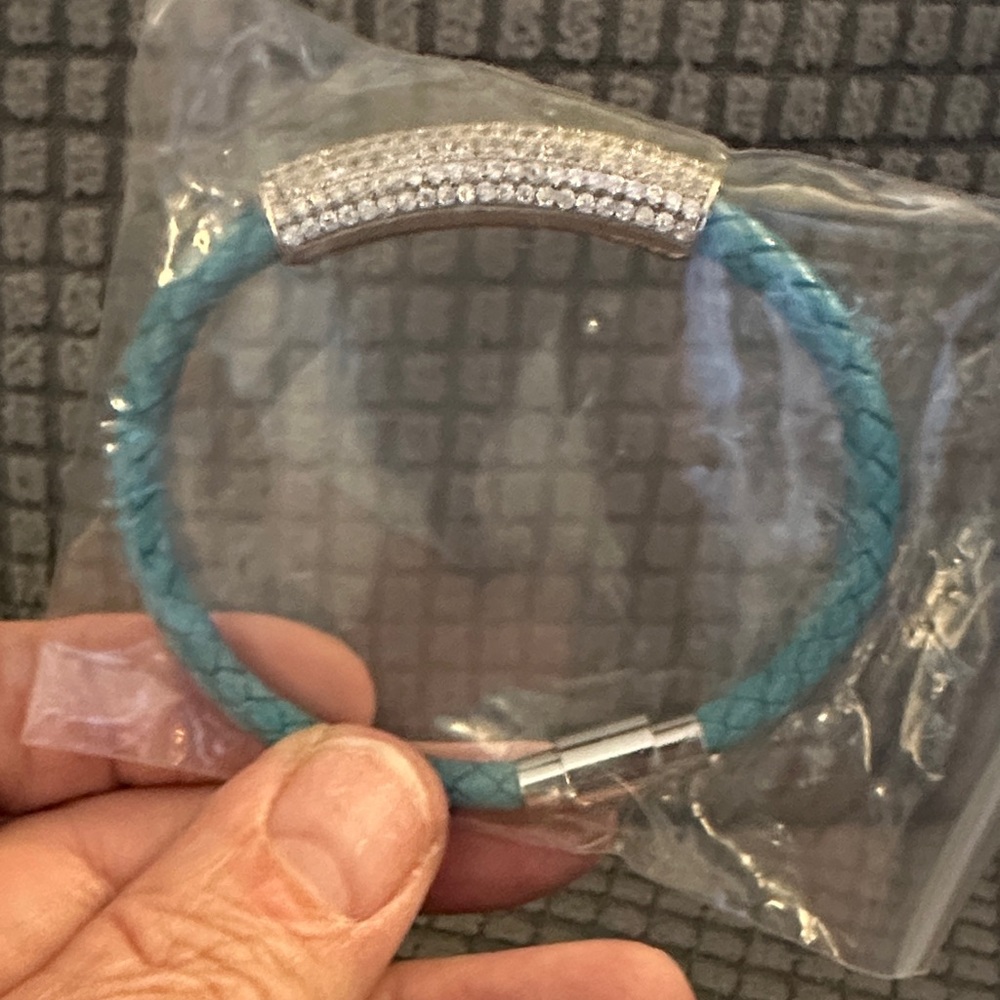 Daniela Swaebe Elegant Silver and Turquoise Bracelet